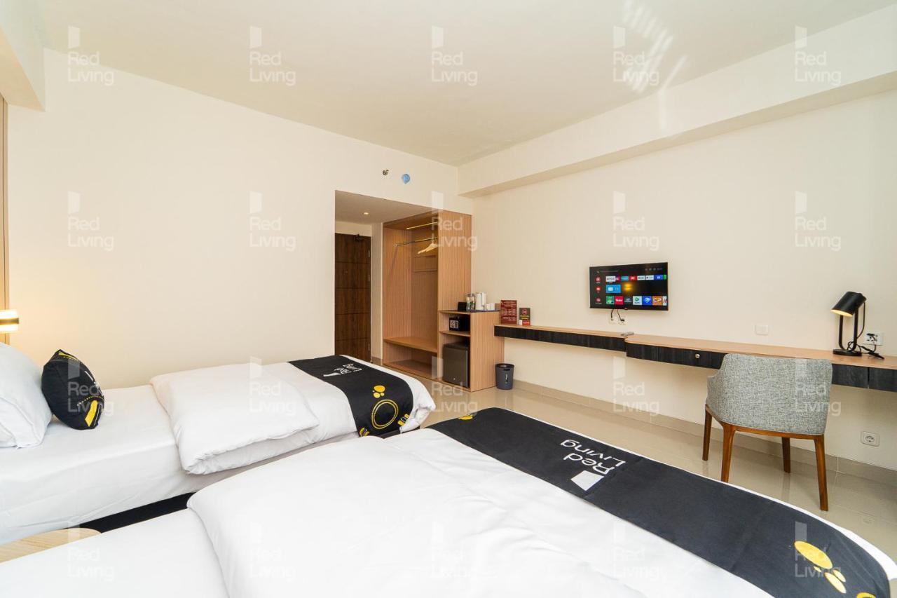 Redliving Apartemen Premium Exclusive Seturan ジョグジャカルタ エクステリア 写真