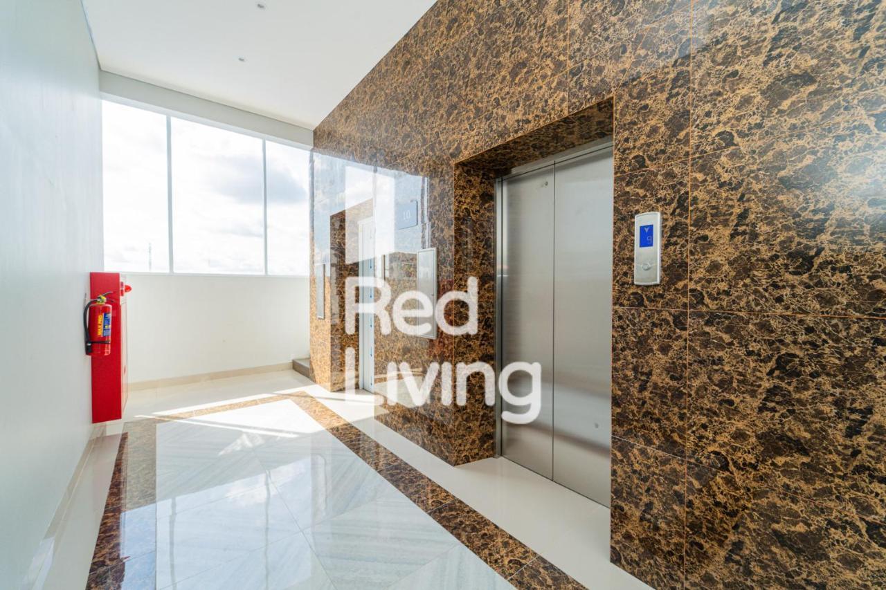 Redliving Apartemen Premium Exclusive Seturan ジョグジャカルタ エクステリア 写真