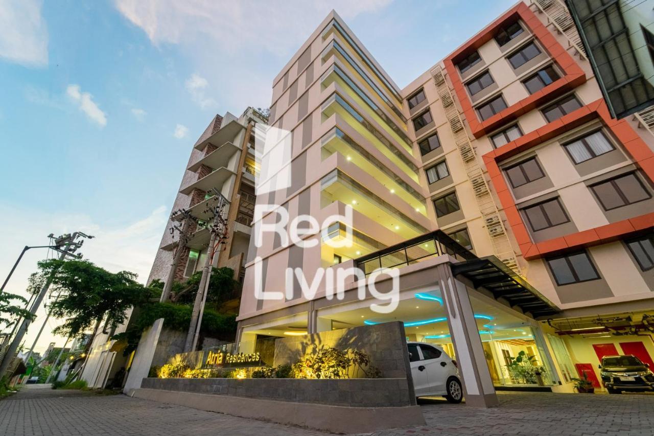 Redliving Apartemen Premium Exclusive Seturan ジョグジャカルタ エクステリア 写真