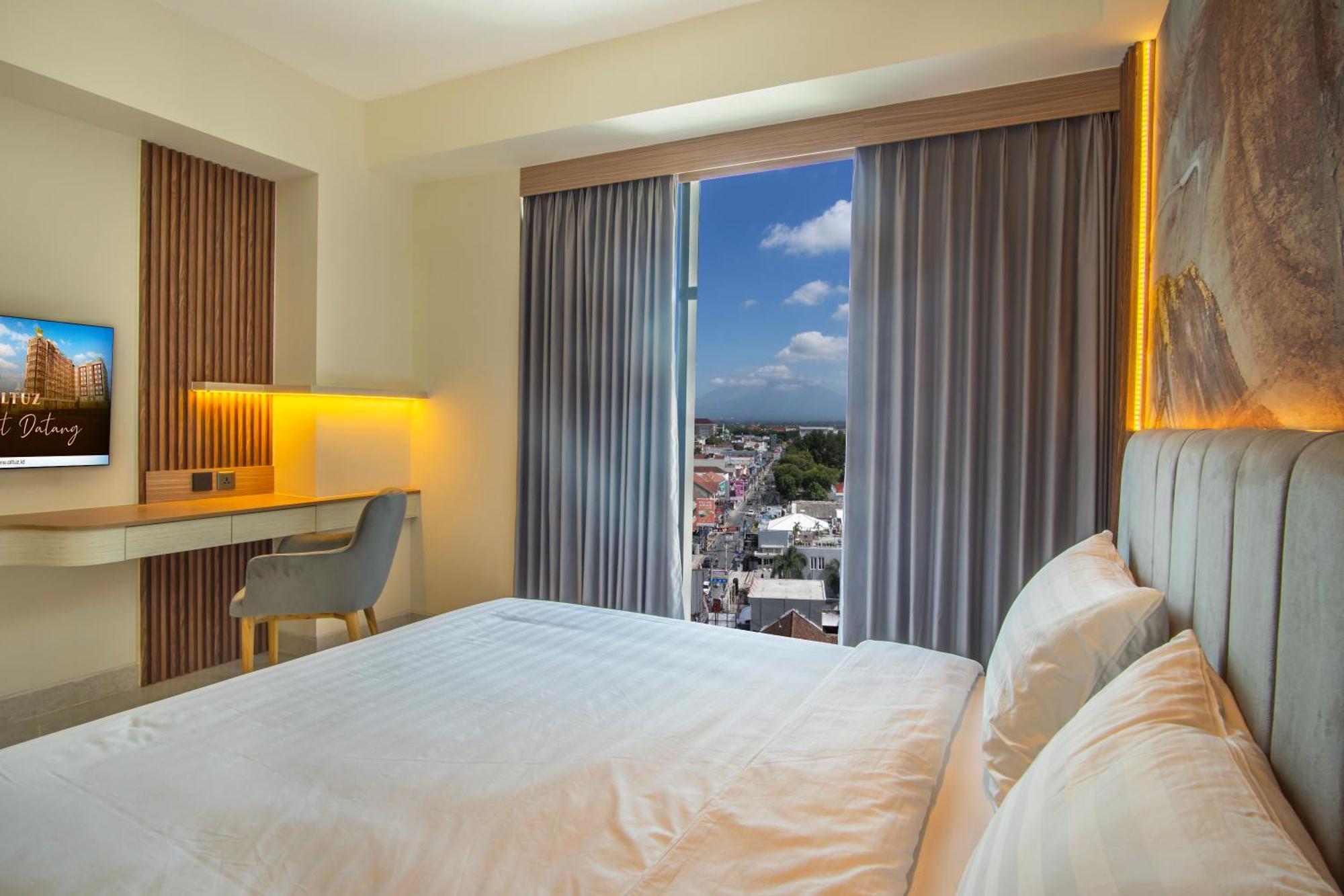 Redliving Apartemen Premium Exclusive Seturan ジョグジャカルタ エクステリア 写真